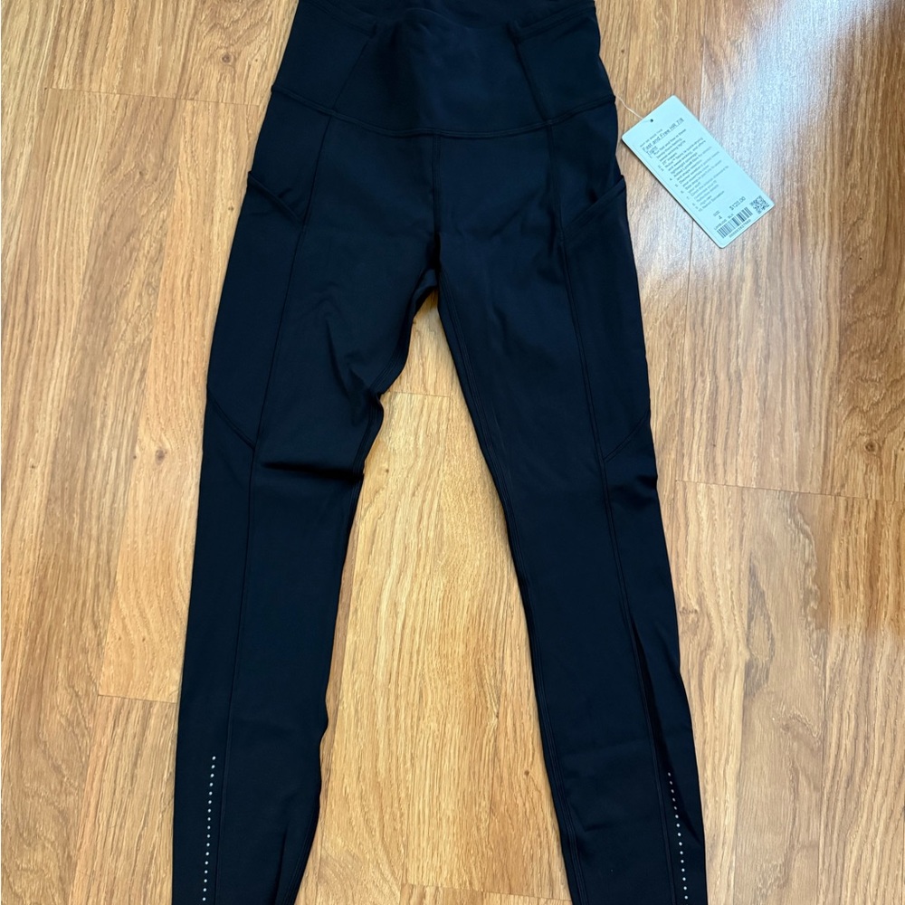 NWT! Women’s lululemon Fast and Free HR 7/8 tight Black Leggings Sz 4. High Rise
